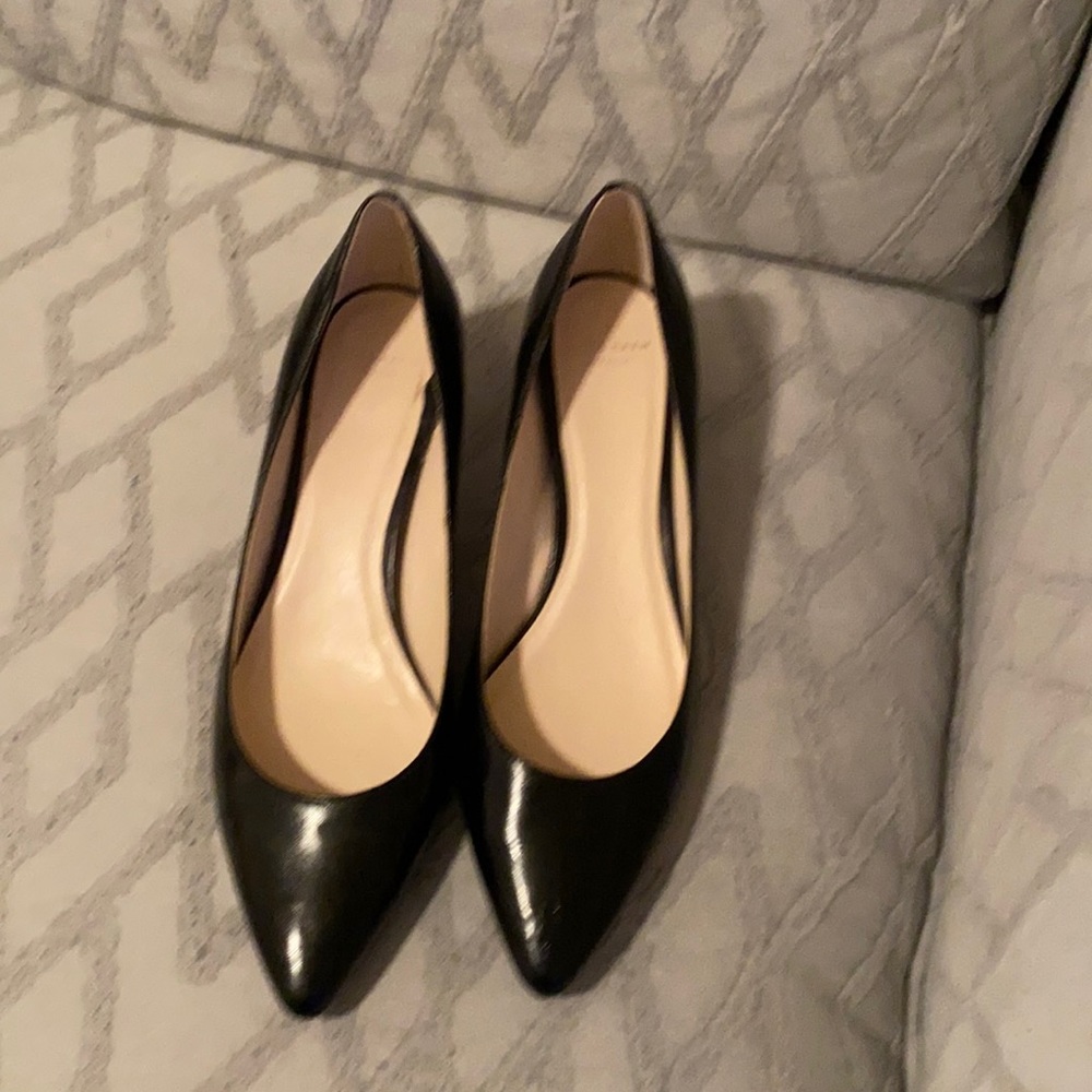 Cole Haan black kitten heel pumps